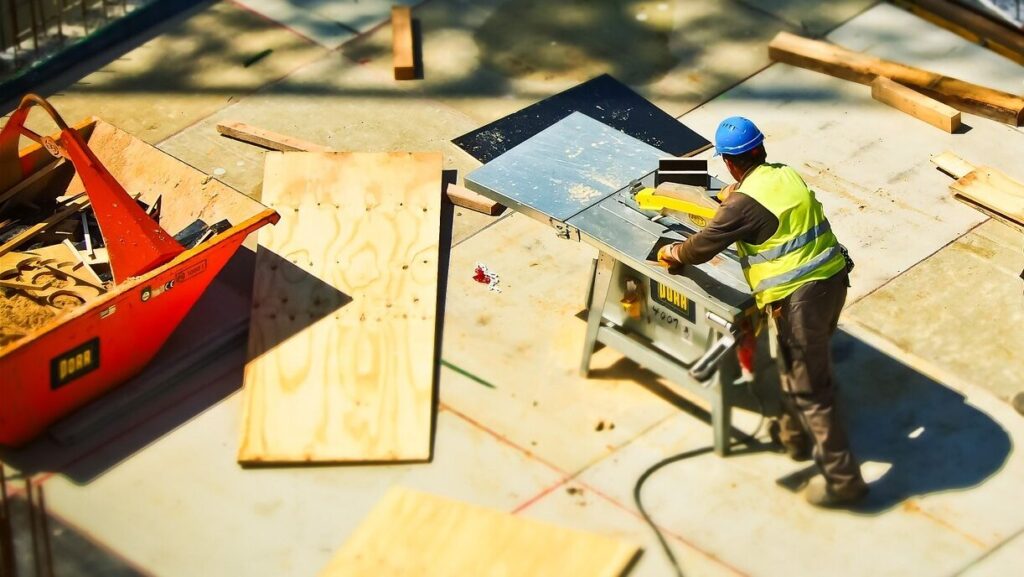 Average cost of skip hire (2023)