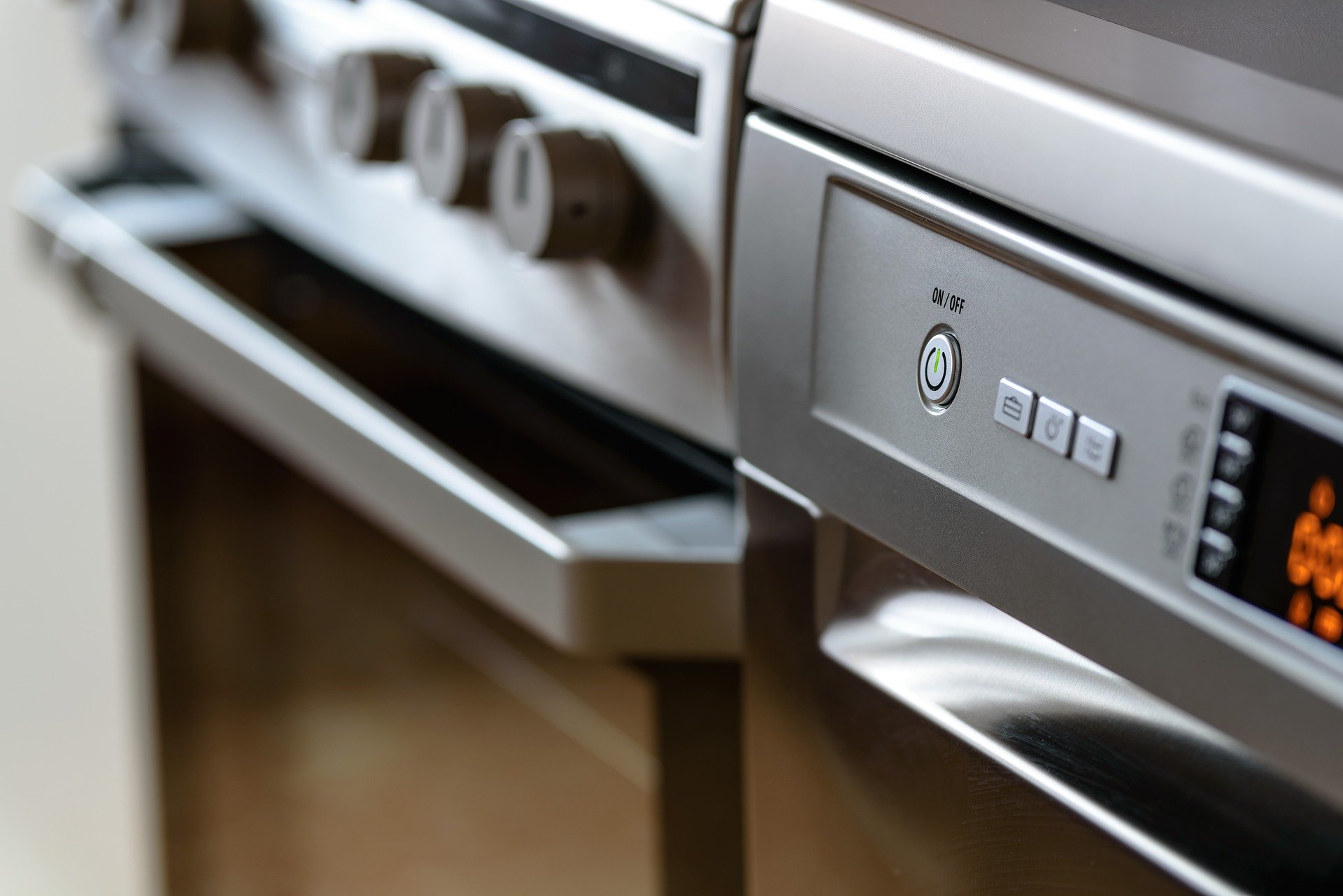Installing an electric cooker Stepbystep guide and video
