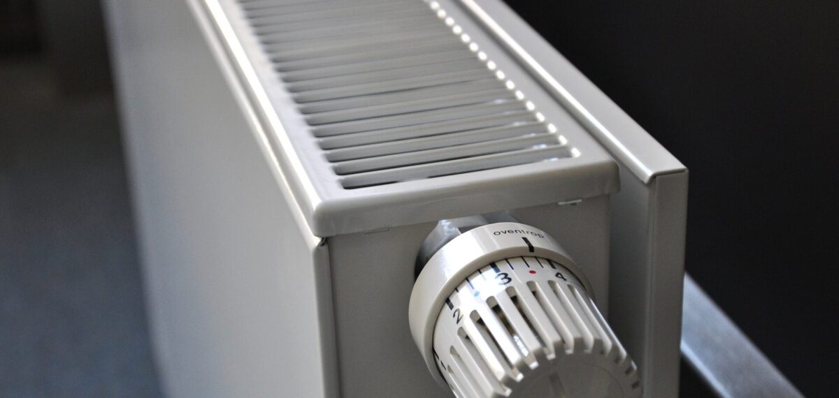 Insulating behind a radiator Stepbystep guide and video